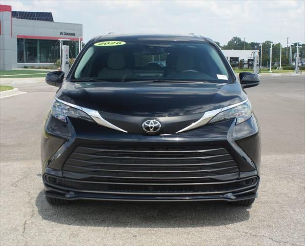 2026 Toyota Sienna LE