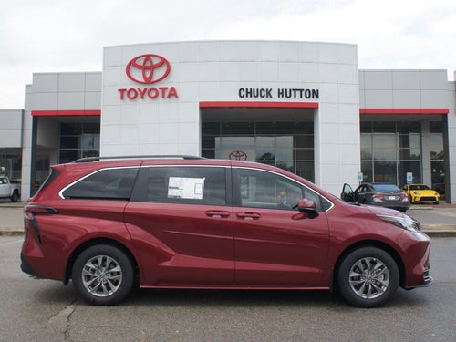 2026 Toyota Sienna LE