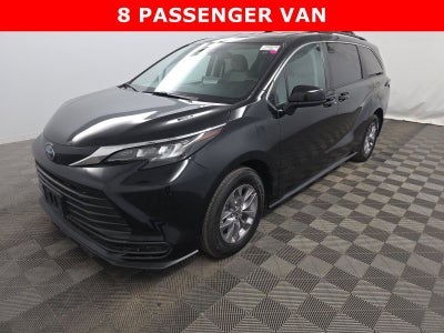 2024 Toyota Sienna LE
