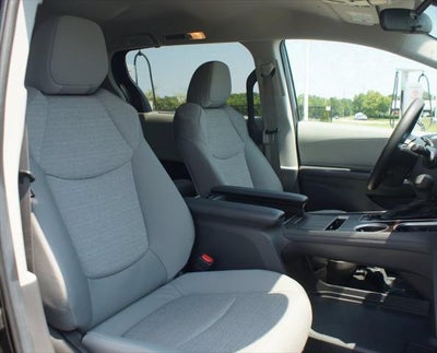 2024 Toyota Sienna LE