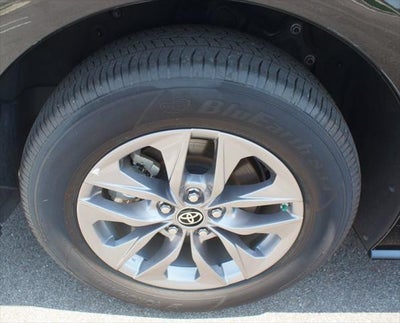 2024 Toyota Sienna LE