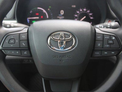 2025 Toyota Sienna LE