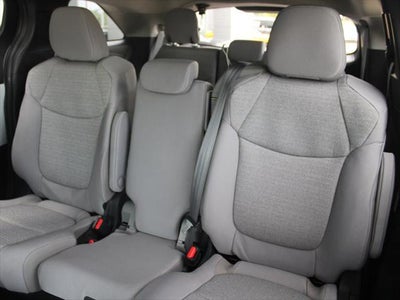 2026 Toyota Sienna LE