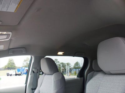 2024 Toyota Sienna LE