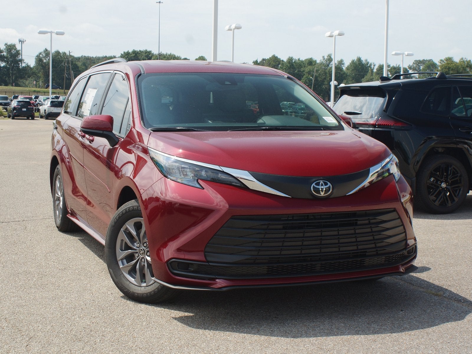 2026 Toyota Sienna LE