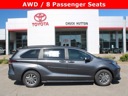 2025 Toyota Sienna LE