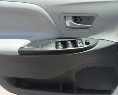 2017 Toyota Sienna LE