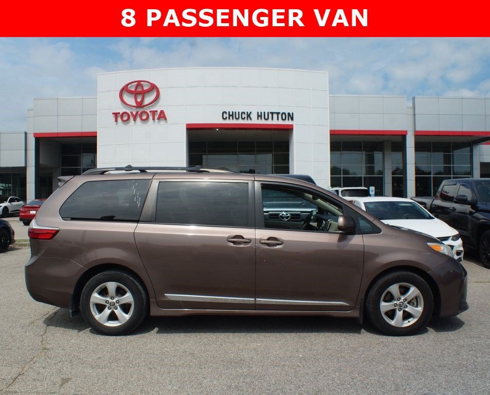 2020 Toyota Sienna LE