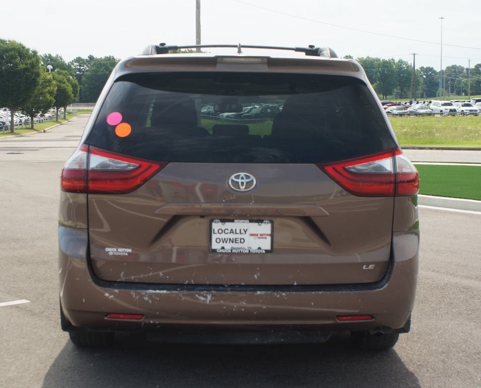 2020 Toyota Sienna LE