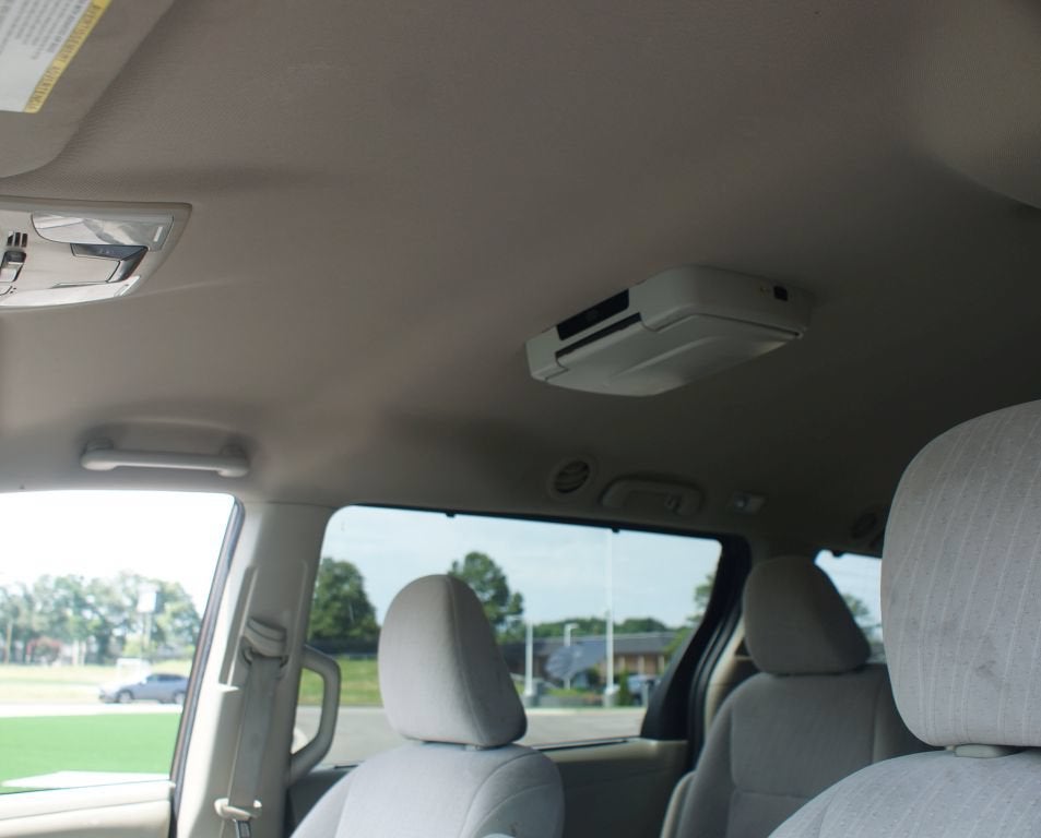 2020 Toyota Sienna LE