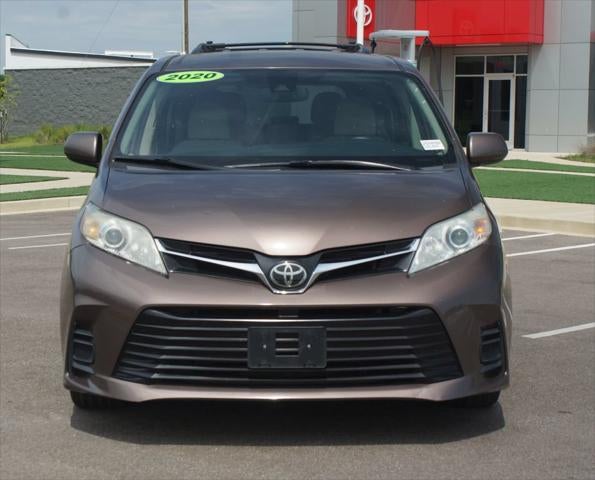 2020 Toyota Sienna LE