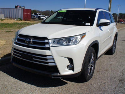 2019 Toyota Highlander Base