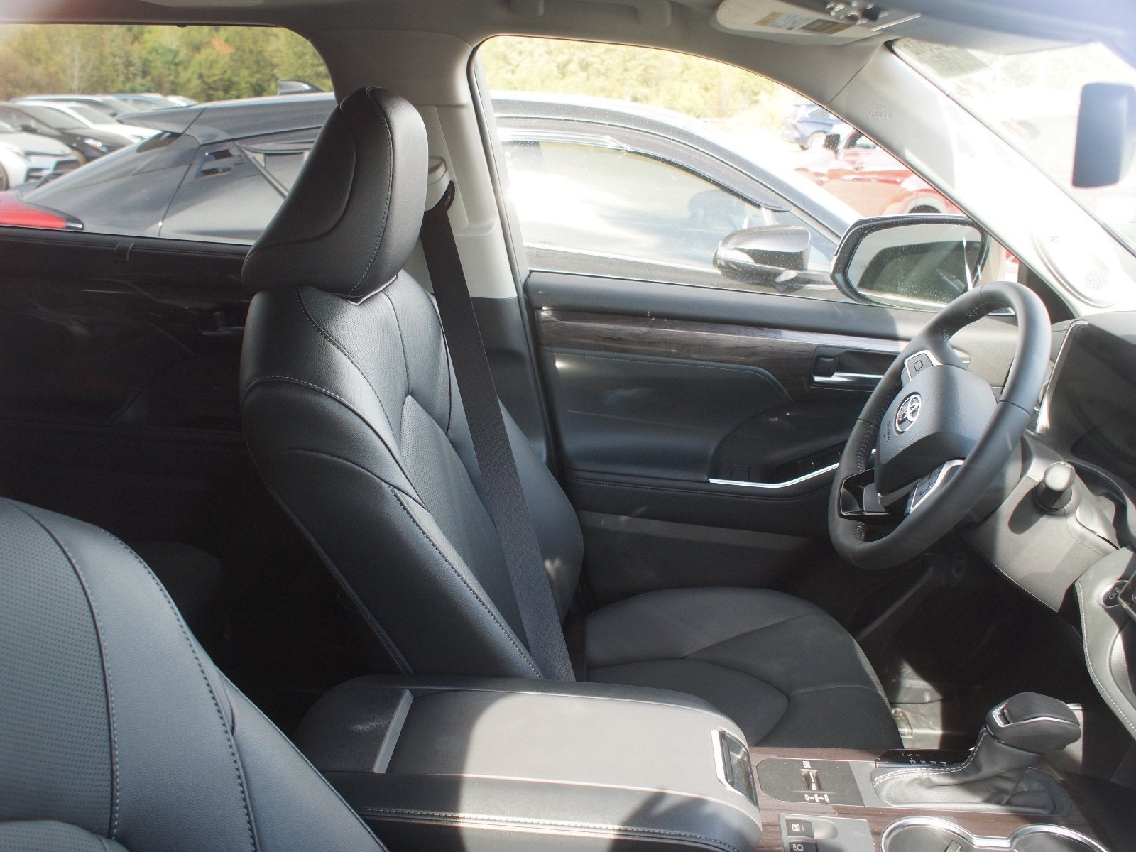 2026 Toyota Highlander Hybrid Limited
