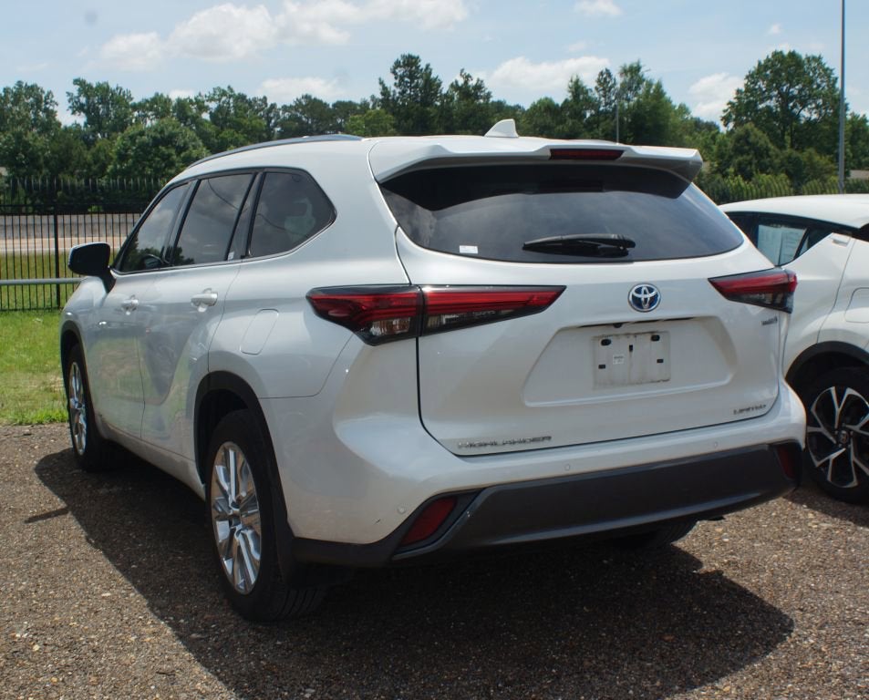 2022 Toyota Highlander Hybrid Limited