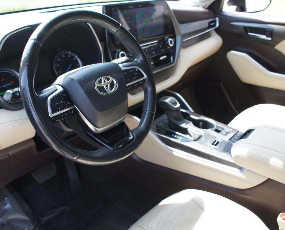 2020 Toyota Highlander Hybrid Limited