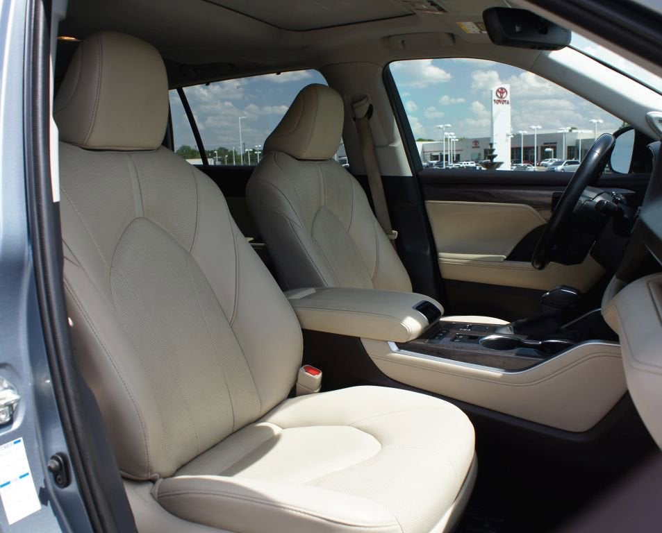 2020 Toyota Highlander Hybrid Limited