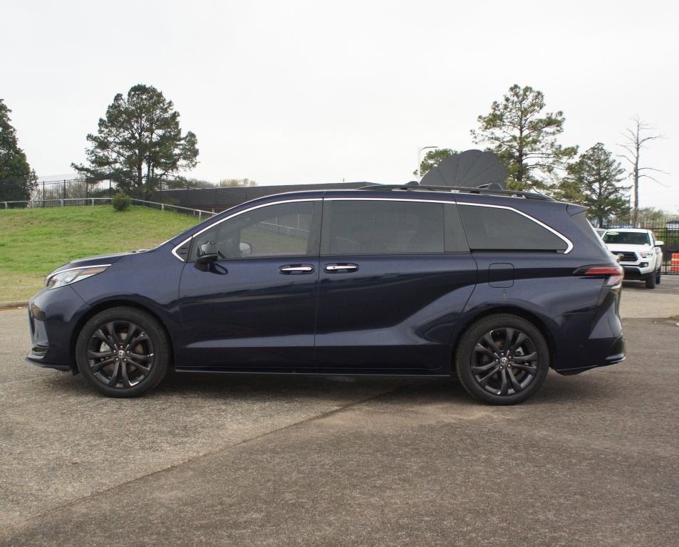 2023 Toyota Sienna XSE