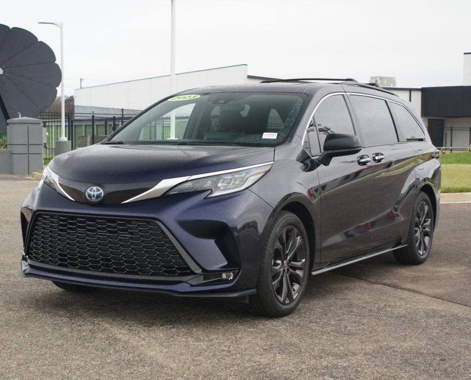 2023 Toyota Sienna XSE