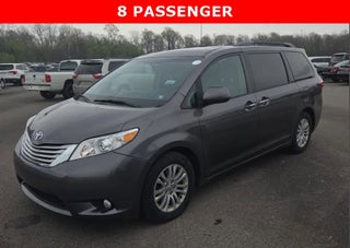 2016 Toyota Sienna XLE
