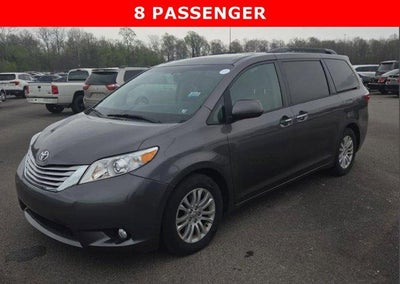 2016 Toyota Sienna XLE