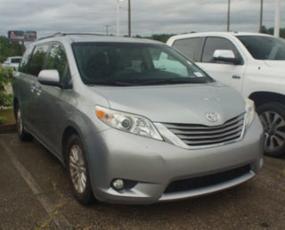 2015 Toyota Sienna XLE