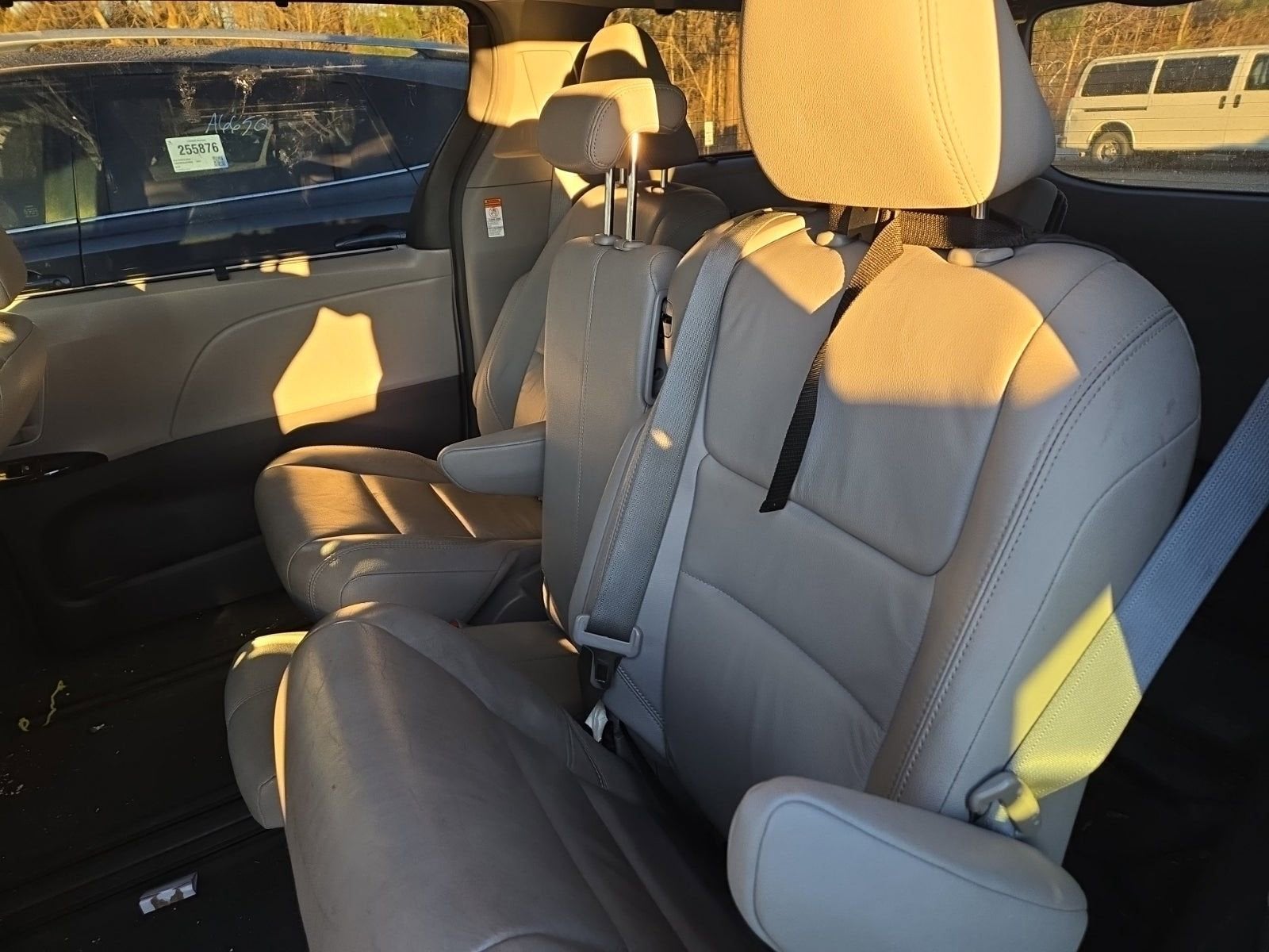 2016 Toyota Sienna XLE