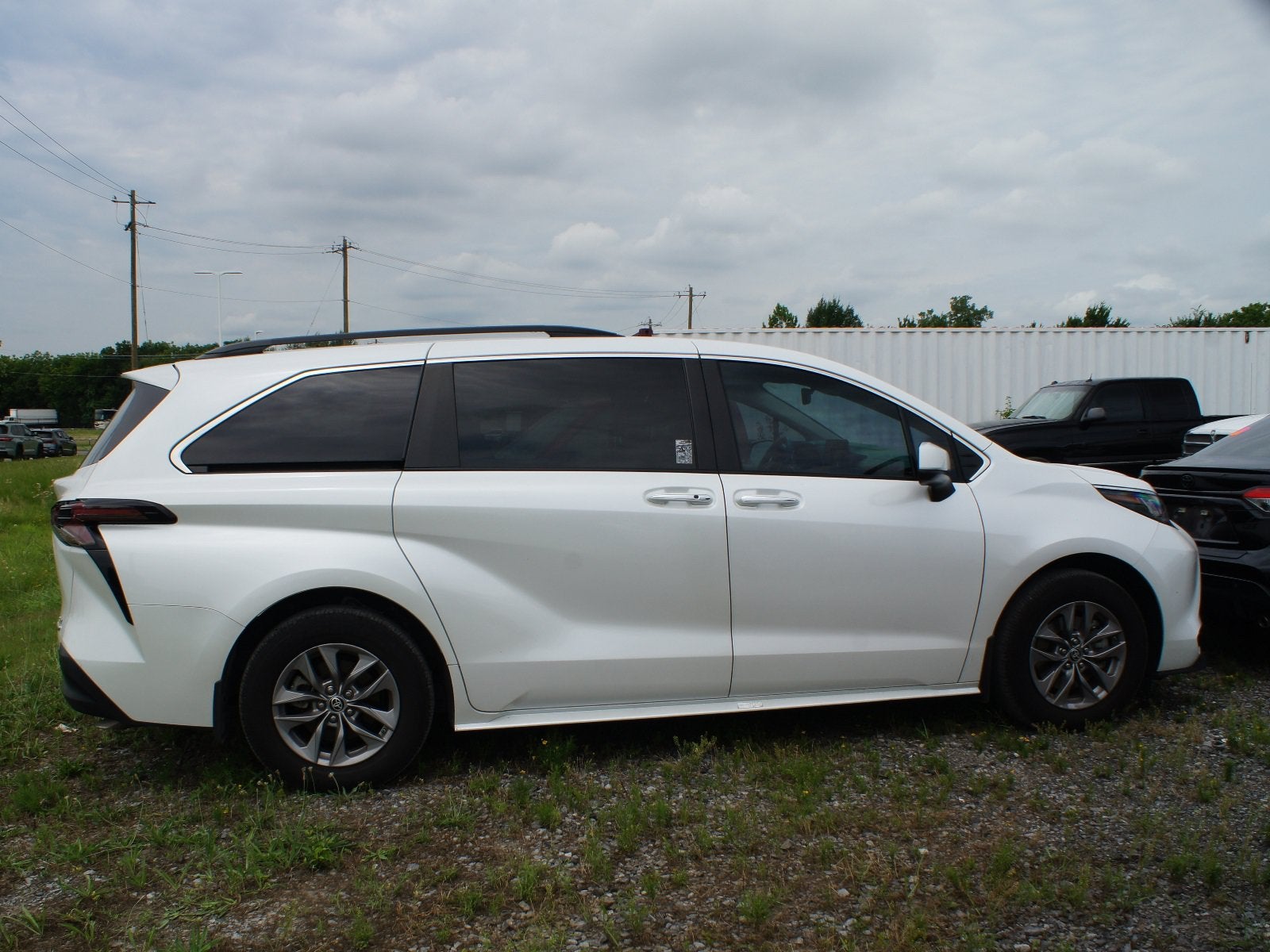 2023 Toyota Sienna XLE