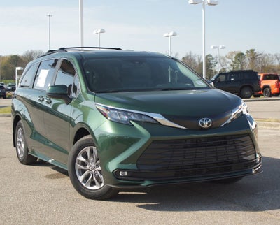 2026 Toyota Sienna XLE