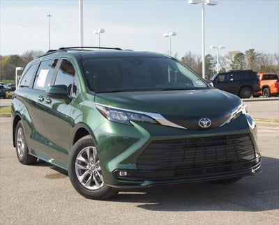 2026 Toyota Sienna XLE