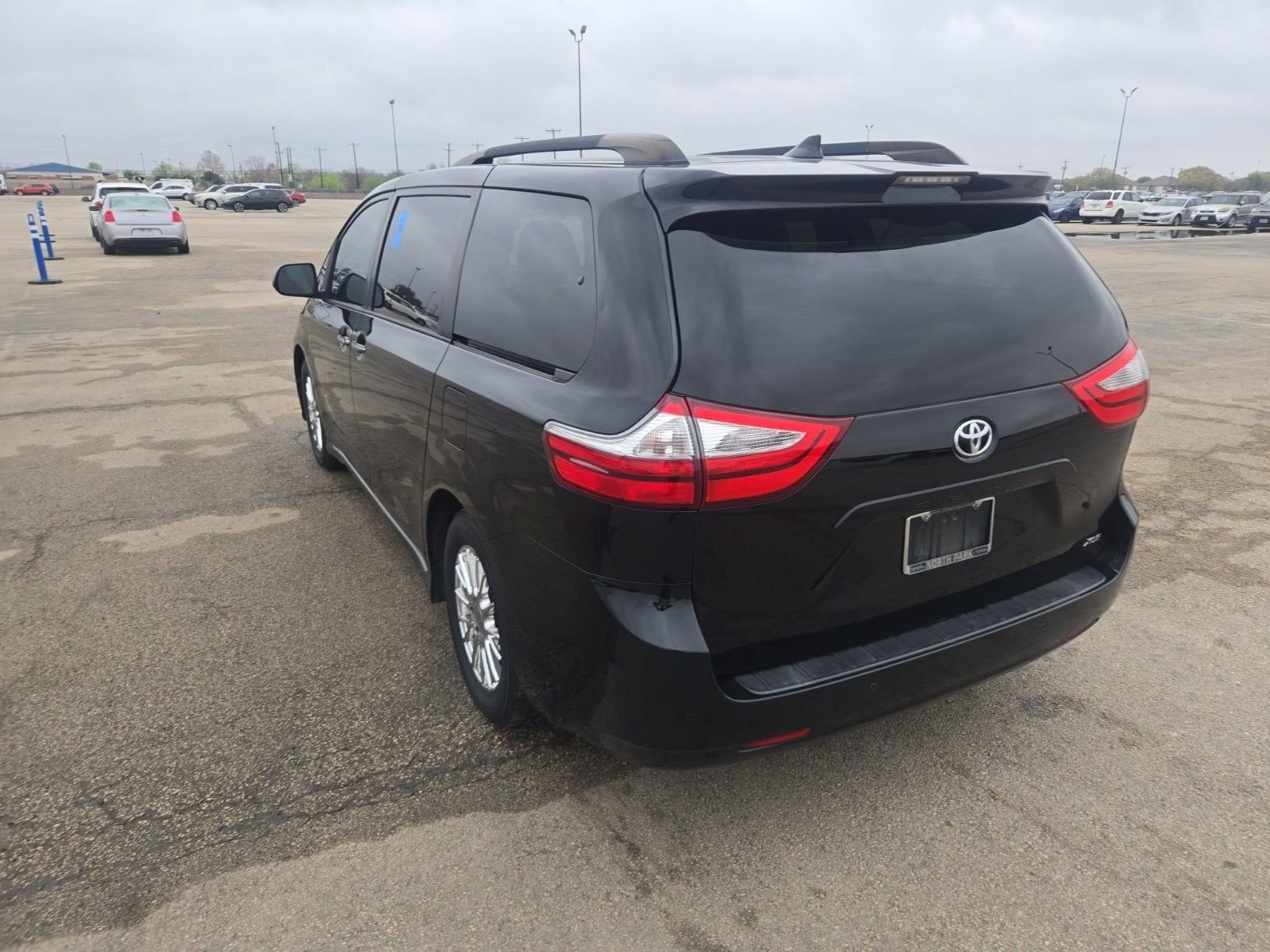 2018 Toyota Sienna XLE