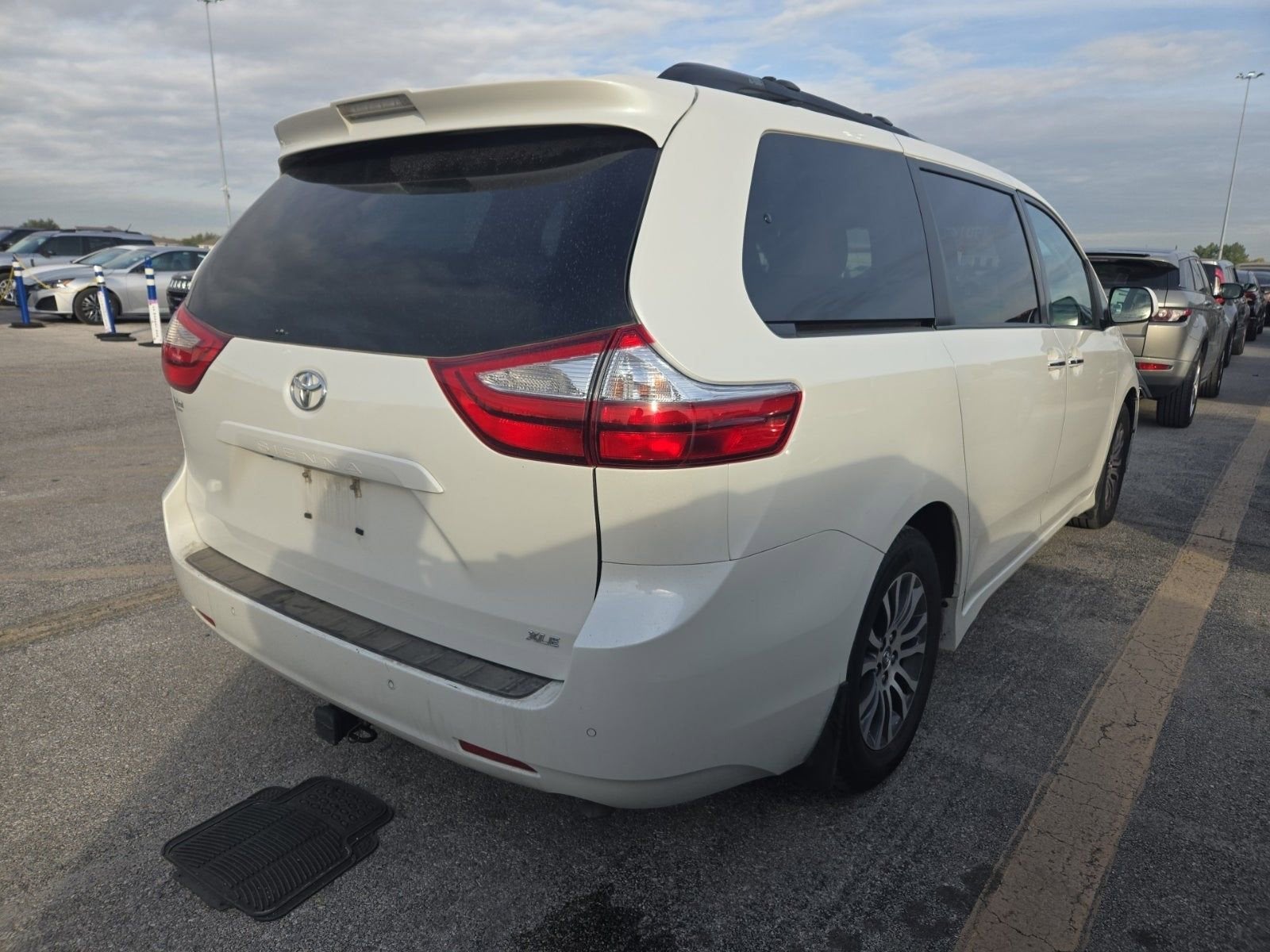 2018 Toyota Sienna XLE Premium