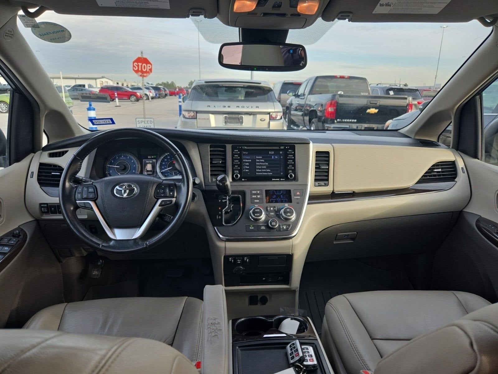 2018 Toyota Sienna XLE Premium