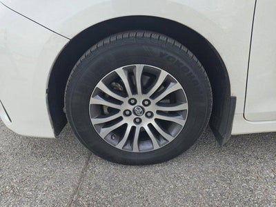 2018 Toyota Sienna XLE Premium