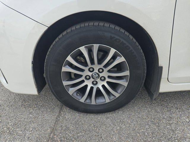 2018 Toyota Sienna XLE Premium
