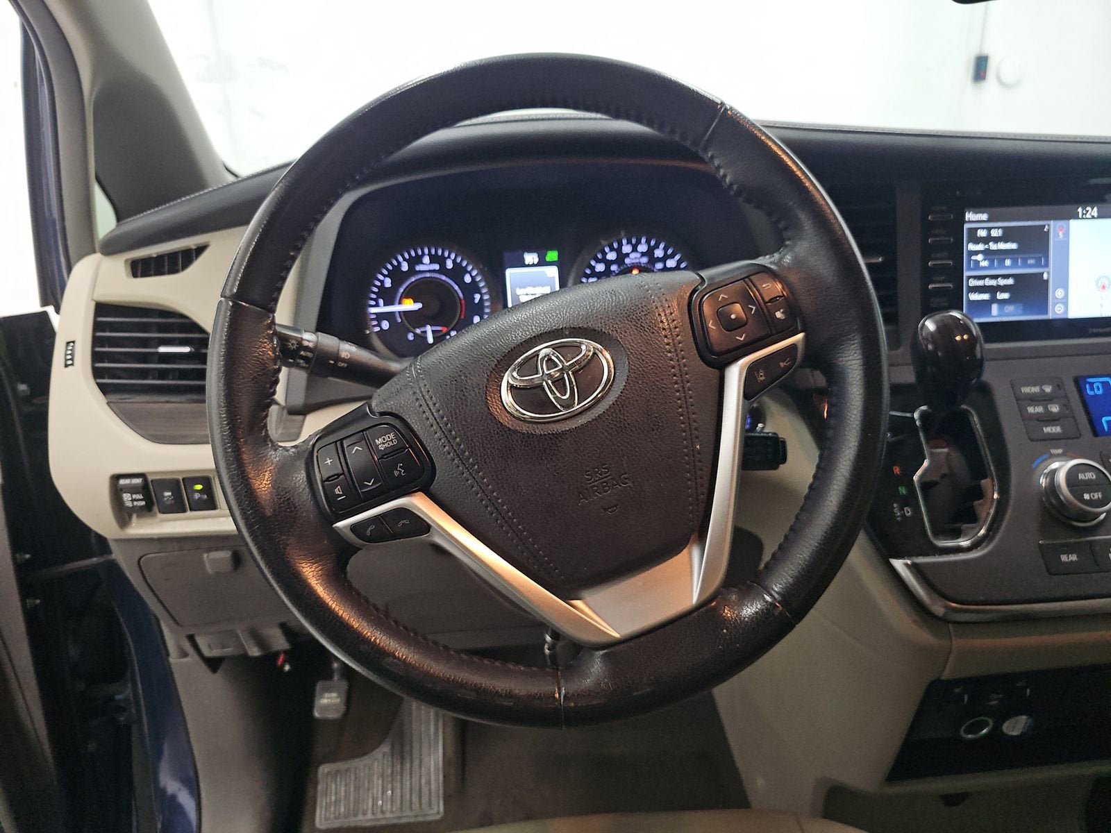 2019 Toyota Sienna XLE