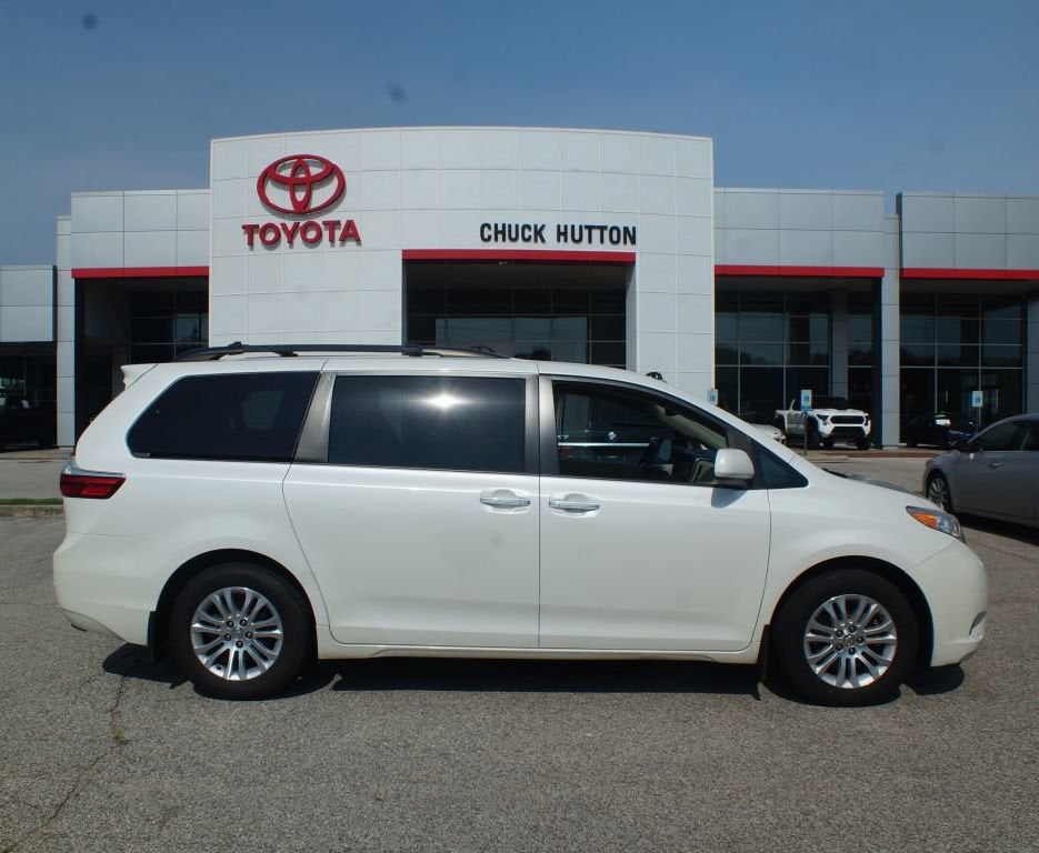 2017 Toyota Sienna XLE Premium