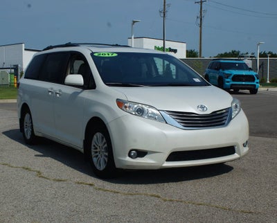 2017 Toyota Sienna XLE Premium