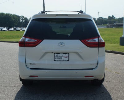 2017 Toyota Sienna XLE Premium