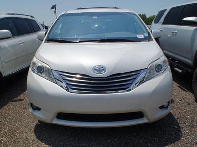 2017 Toyota Sienna XLE Premium