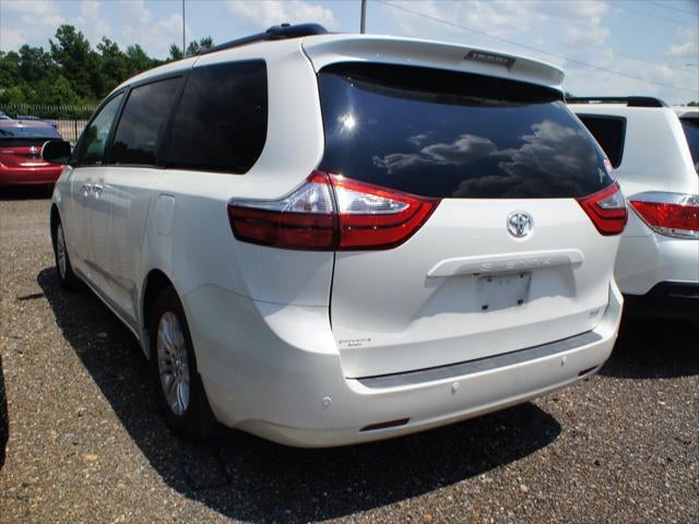 2017 Toyota Sienna XLE Premium