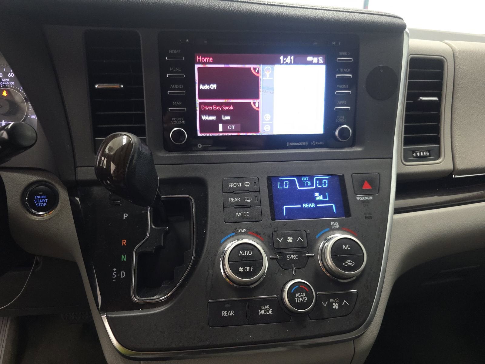 2018 Toyota Sienna XLE