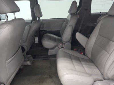 2018 Toyota Sienna XLE