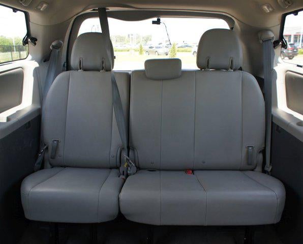 2018 Toyota Sienna XLE