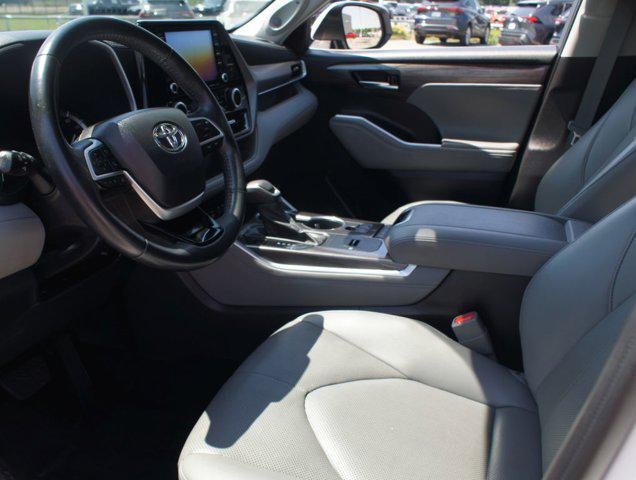 2022 Toyota Highlander Limited