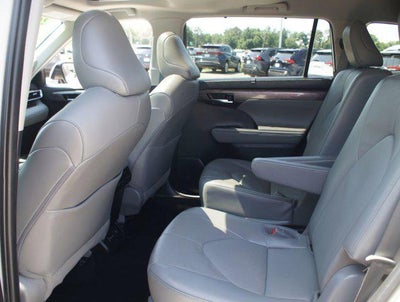 2022 Toyota Highlander Limited