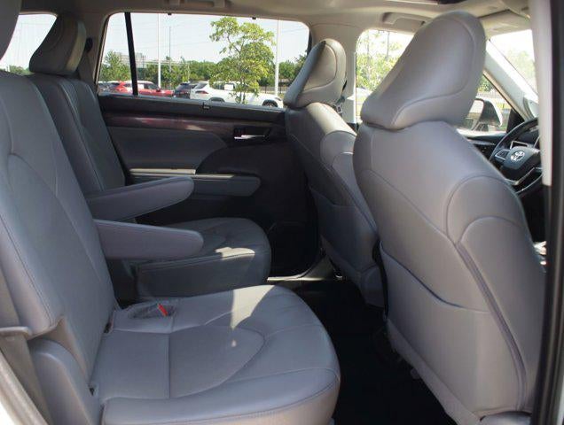 2022 Toyota Highlander Limited