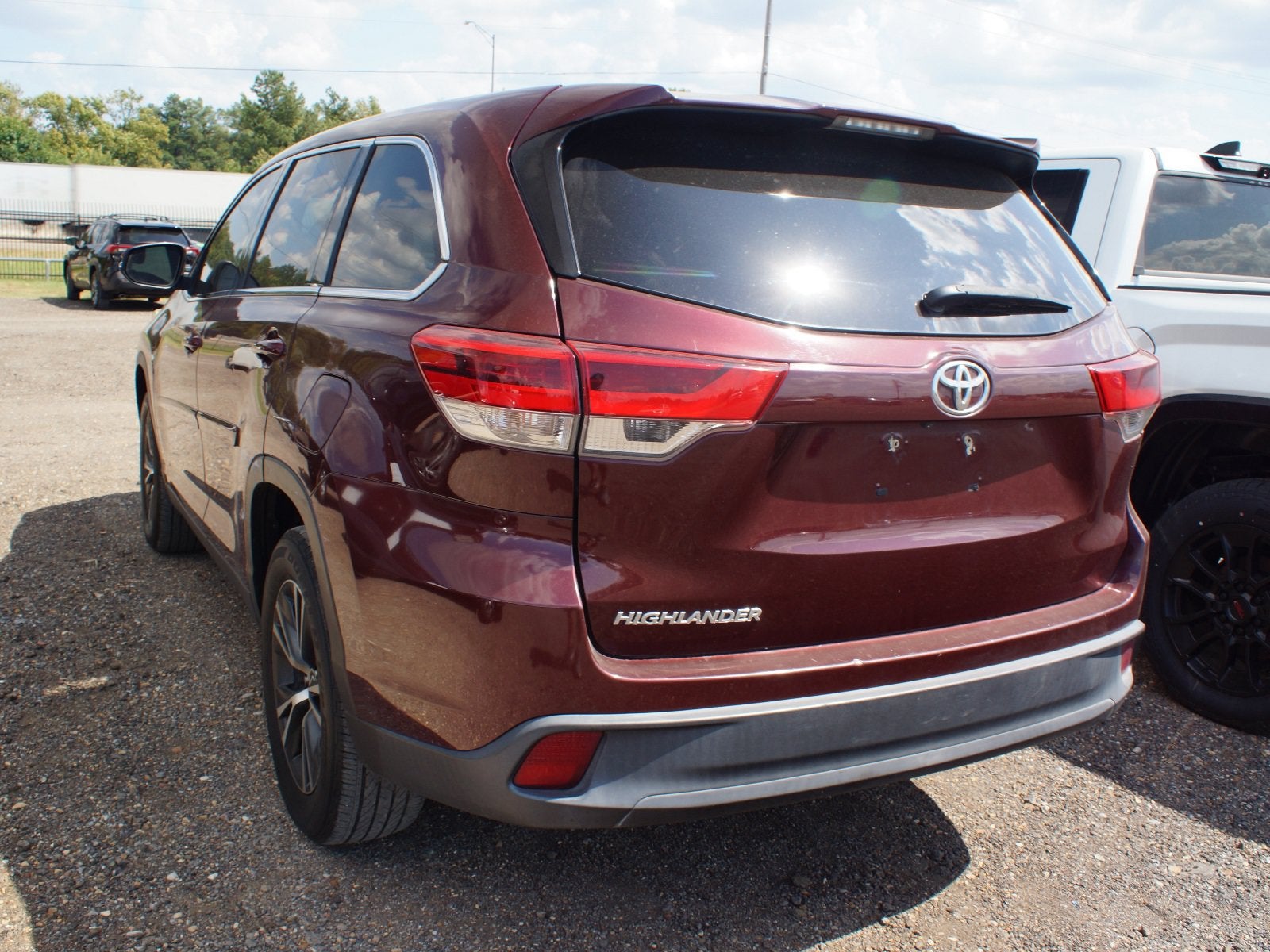 2019 Toyota Highlander LE