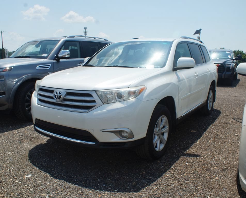 2013 Toyota Highlander SE