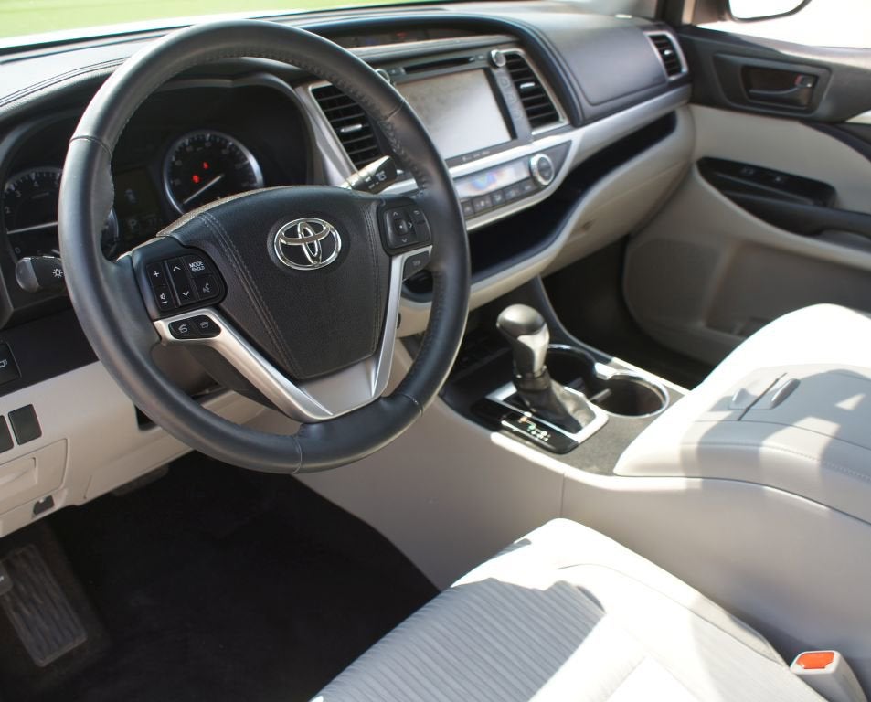 2016 Toyota Highlander LE Plus