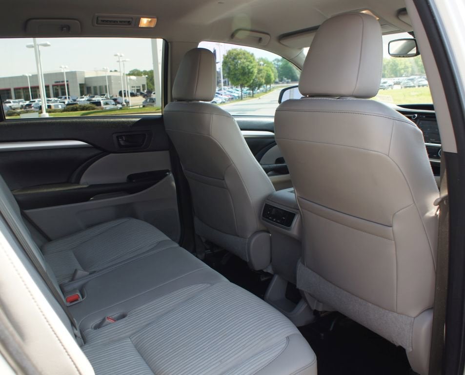 2016 Toyota Highlander LE Plus